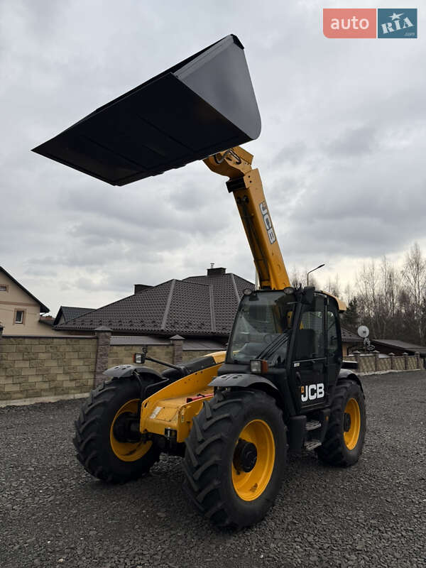 Телескопічні навантажувачі JCB 541-70 2008 в Луцьку