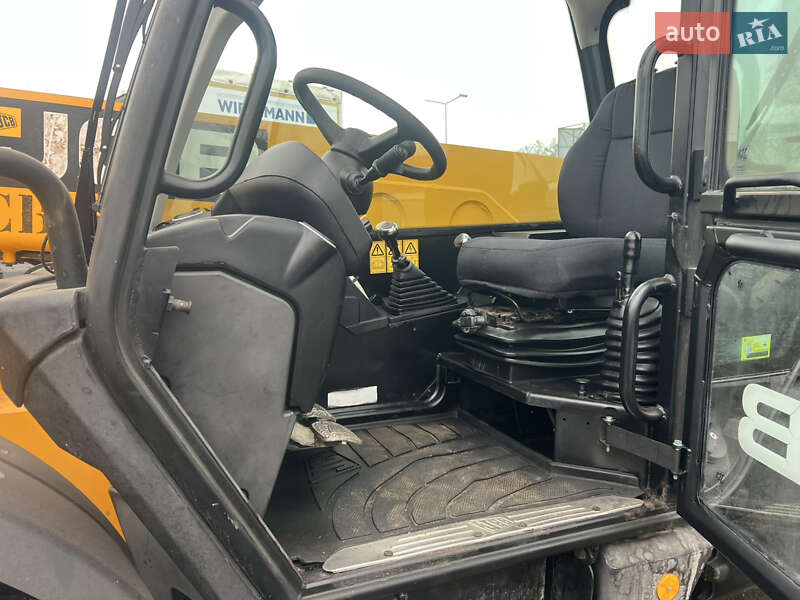 Телескопический погрузчик JCB 541-70 2013 в Луцке