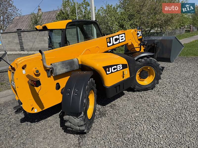 Телескопический погрузчик JCB 541-70 2010 в Луцке