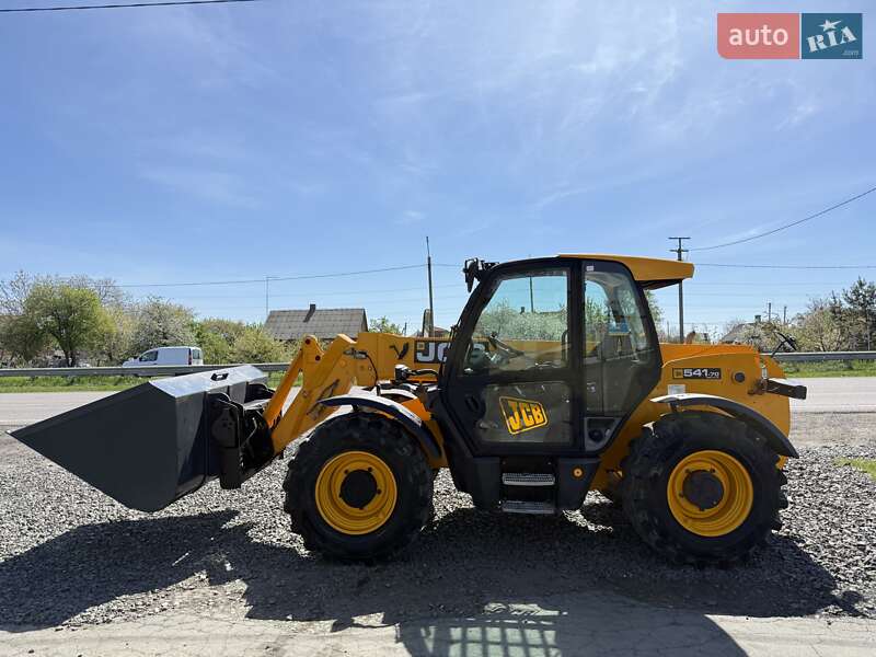 Телескопический погрузчик JCB 541-70 2010 в Луцке