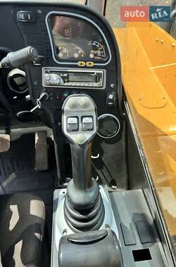 Телескопический погрузчик JCB 541-70 2014 в 