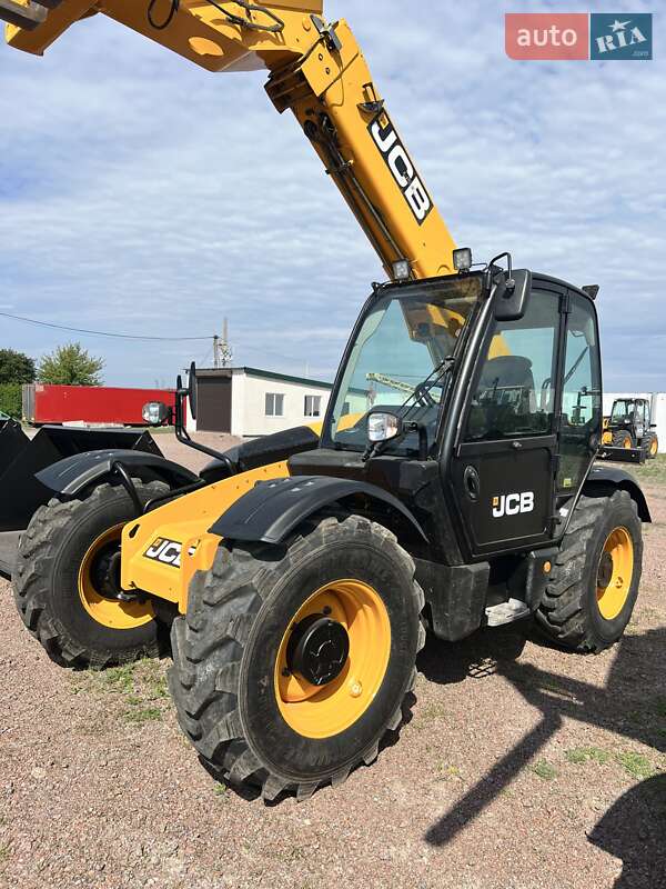 Телескопический погрузчик JCB 541-70 2014 в 