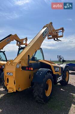 Телескопический погрузчик JCB 541-70 2014 в 