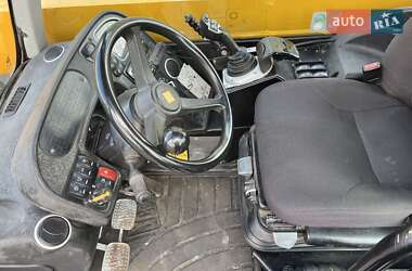 Телескопический погрузчик JCB 541-70 2015 в 