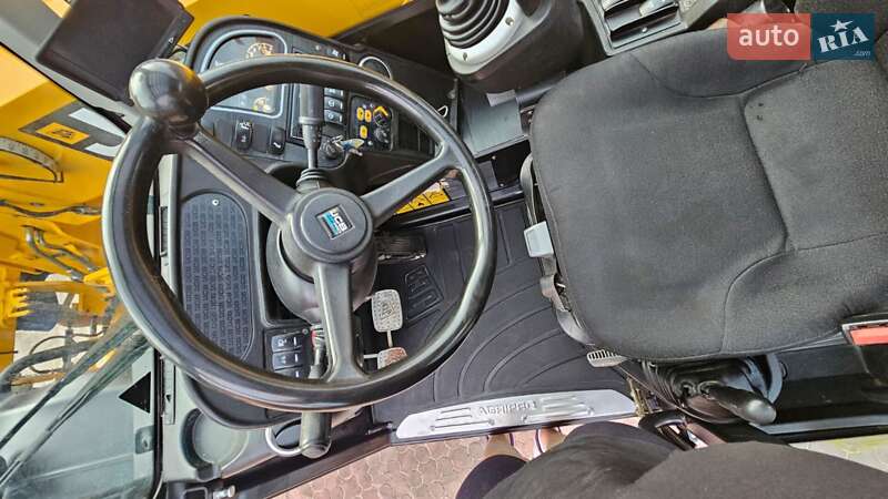 Телескопічні навантажувачі JCB 541-70 2017 в Луцьку фото 20 Телескопічні навантажувачі JCB 541-70 2017 в Луцьку