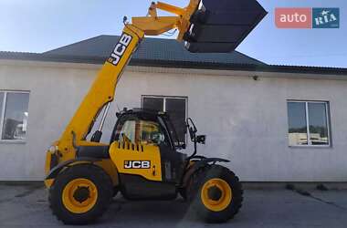 Телескопический погрузчик JCB 541-70 2013 в 