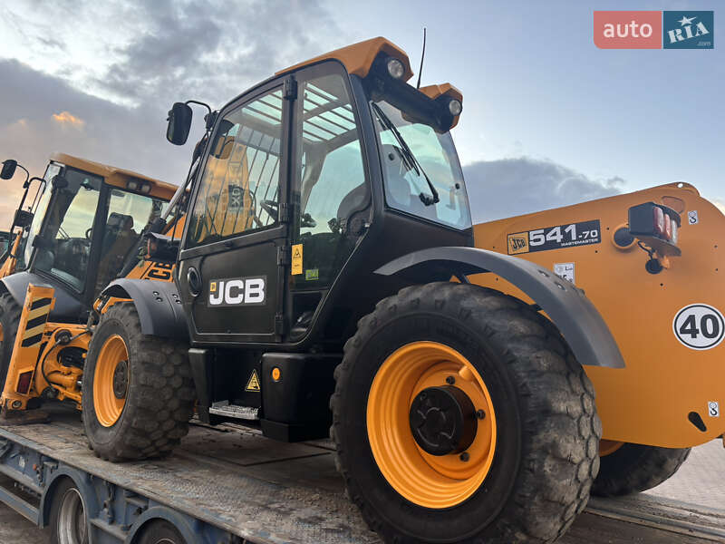 Телескопический погрузчик JCB 541-70 2009 в Львове