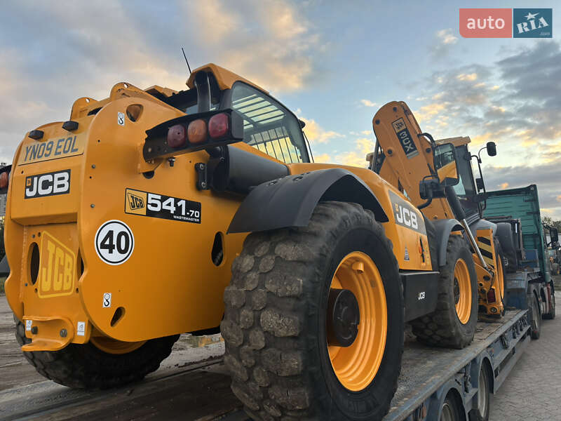 Телескопический погрузчик JCB 541-70 2009 в Львове