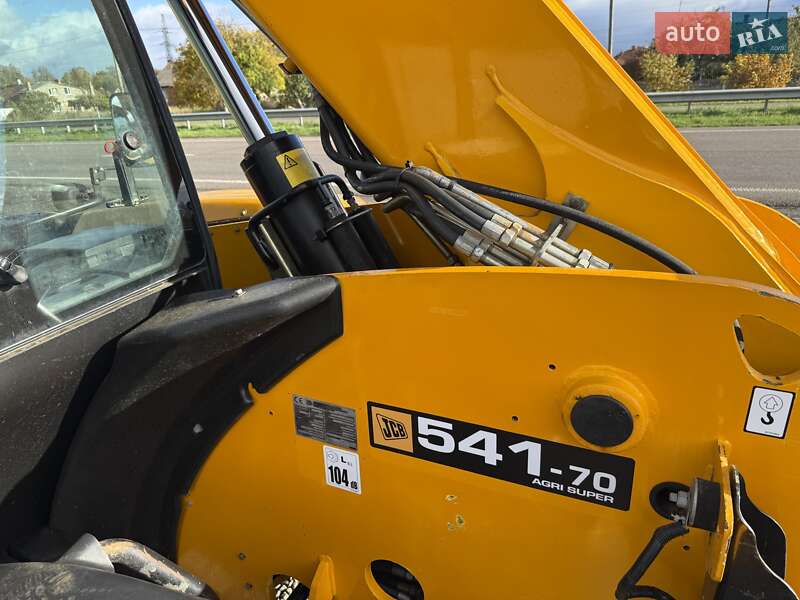 Телескопический погрузчик JCB 541-70 2009 в Луцке