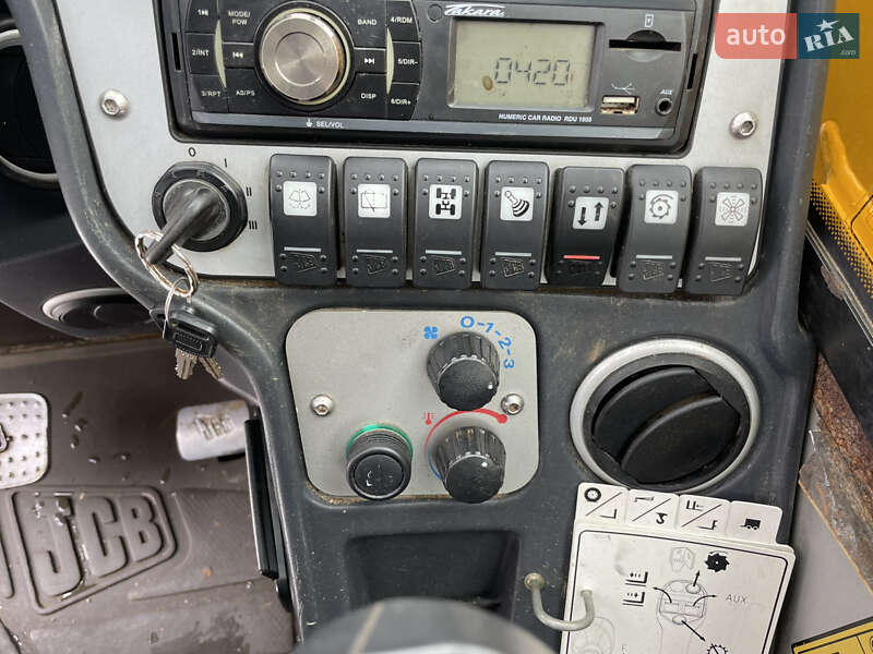 Телескопічні навантажувачі JCB 541-70 2009 в Луцьку