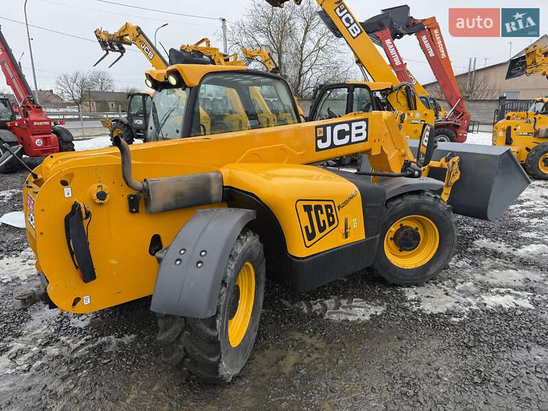 Телескопический погрузчик JCB 541-70 2009 в Луцке
