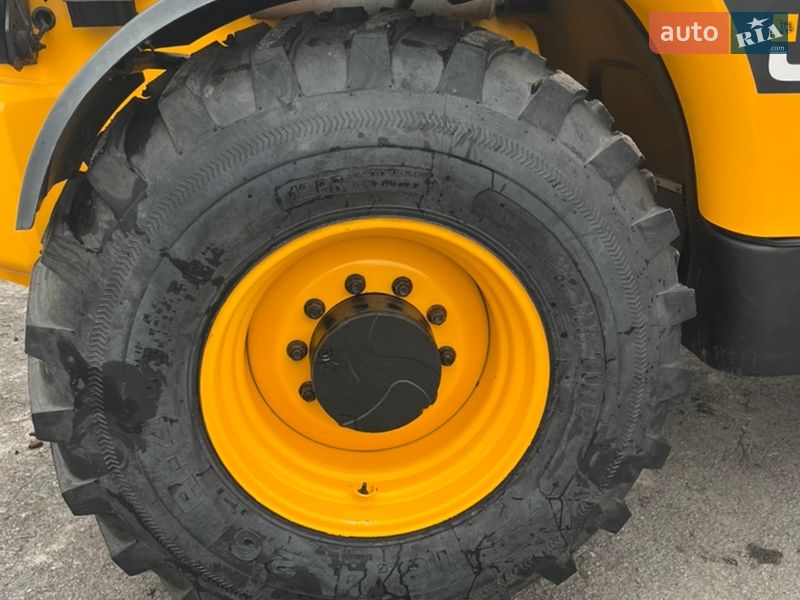 Телескопічні навантажувачі JCB 550-80 2012 в Тернополі