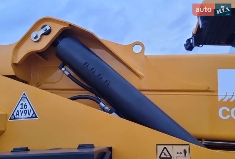 Телескопічні навантажувачі JCB 555-210R 2020 в Рівному