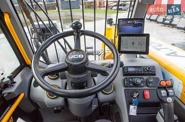 Подъемник телескопический JCB 560-80 2022 в 