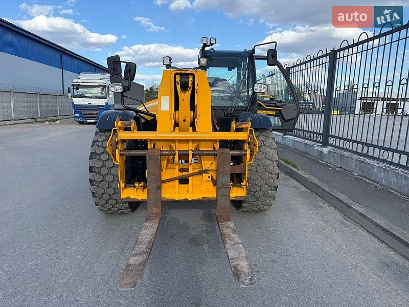 Телескопический погрузчик JCB 560-80 2020 в Киеве