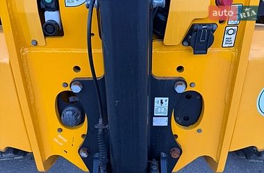 Телескопический погрузчик JCB 560-80 2020 в Киеве