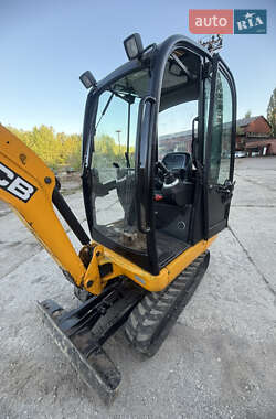 Экскаватор погрузчик JCB 8018 2014 в 