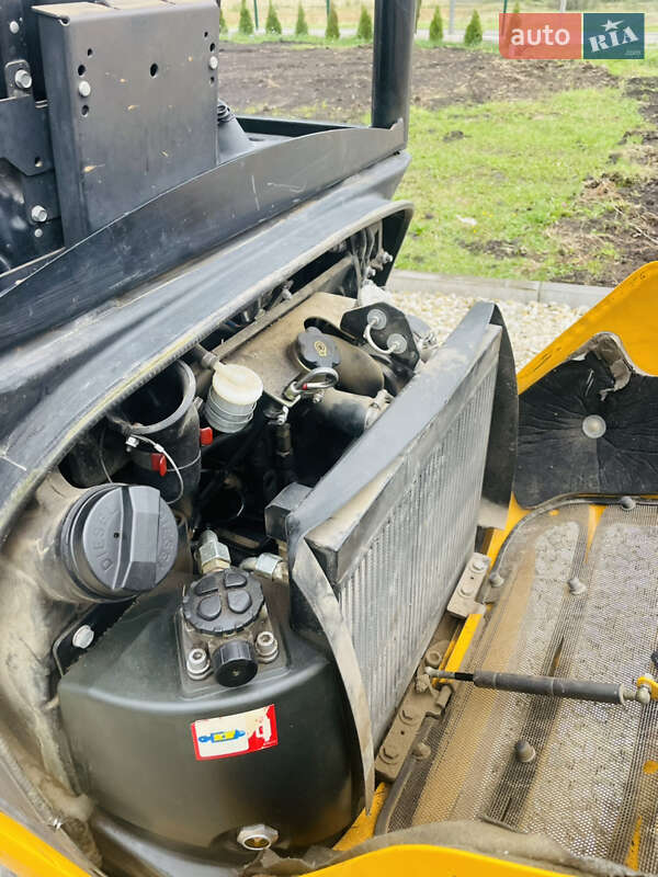 Миниэкскаватор JCB 8018 2014 в Сторожинце фото 12 Миниэкскаватор JCB 8018 2014 в Сторожинце