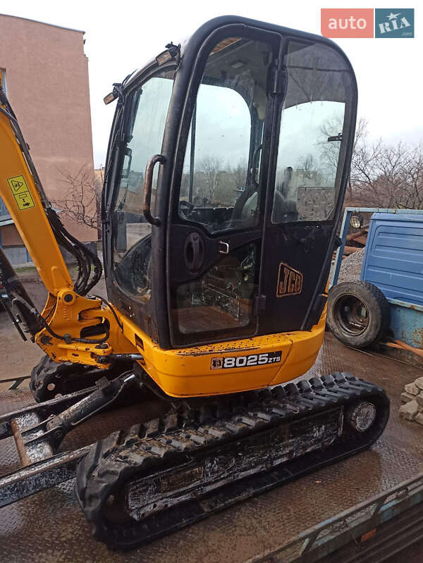 Миниэкскаватор JCB 8025 2011 в Кривом Роге