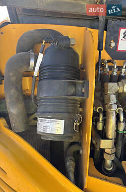 Миниэкскаватор JCB 8027 2005 в 