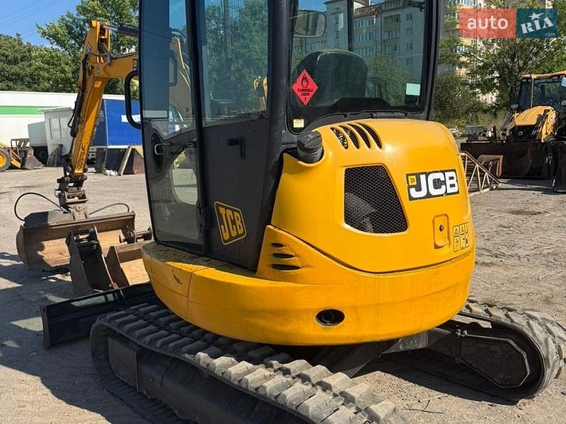 JCB 8030 2013