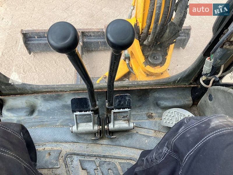 Міні-екскаватор JCB 8032 2004 в Львові