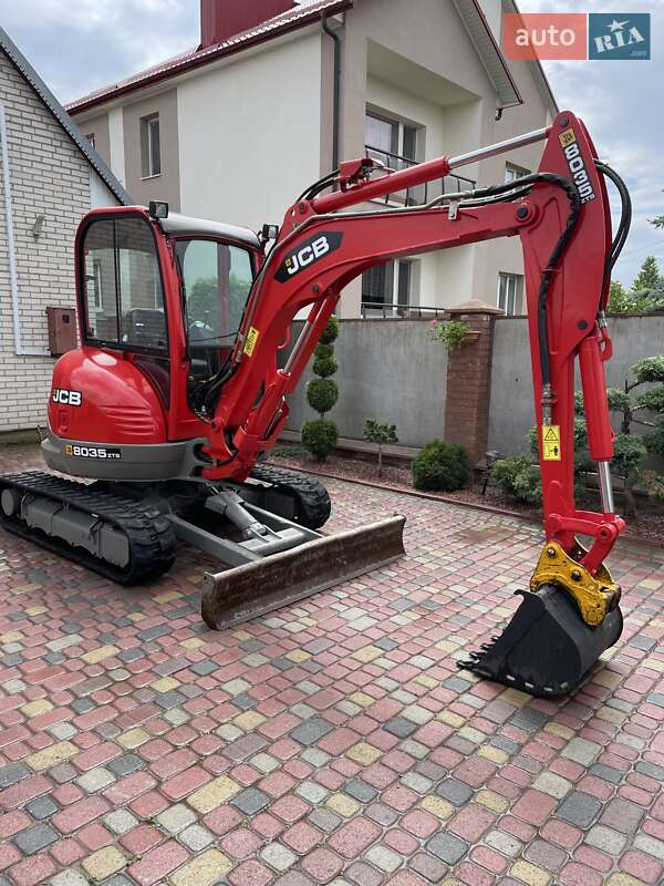 JCB 8035 2016