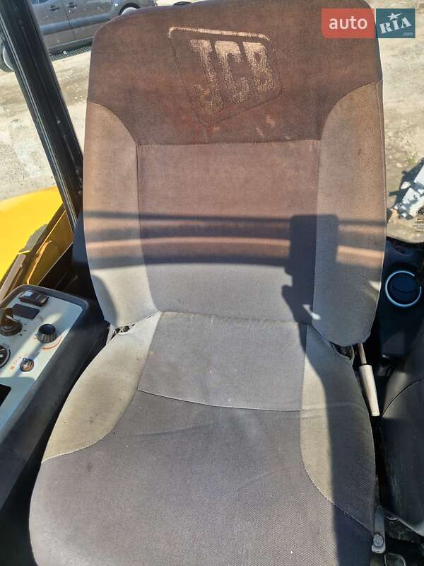 Міні-екскаватор JCB 8045 2007 в Чернівцях фото 16 Міні-екскаватор JCB 8045 2007 в Чернівцях