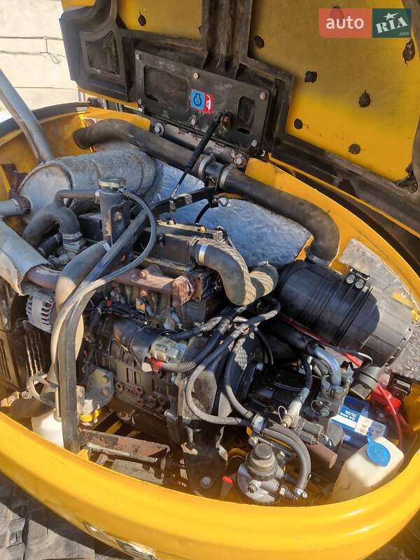 Міні-екскаватор JCB 8045 2007 в Чернівцях фото 19 Міні-екскаватор JCB 8045 2007 в Чернівцях