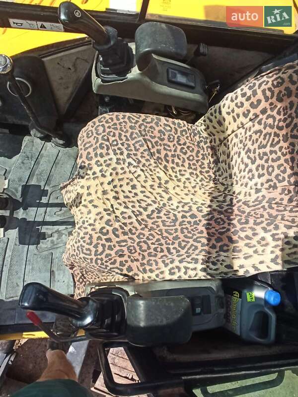 Экскаватор погрузчик JCB 8055 2014 в Одессе