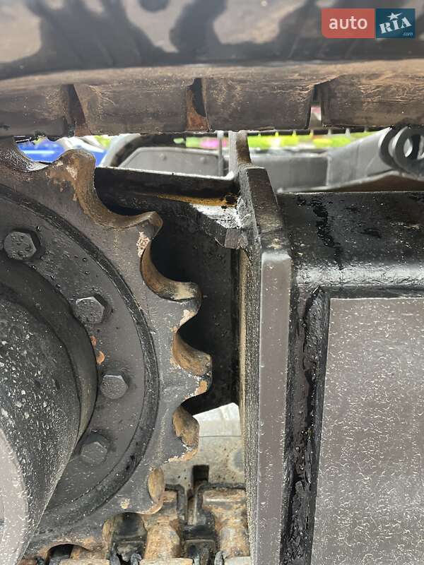 Гусеничный экскаватор JCB 8065 2011 в Луцке фото 9 Гусеничный экскаватор JCB 8065 2011 в Луцке