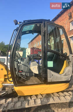 Экскаватор погрузчик JCB 8085 2005 в 