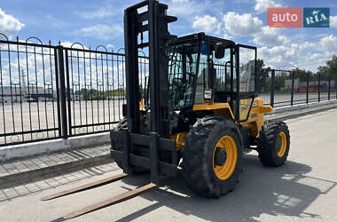 Вилочный погрузчик JCB 926 4 2015 в 