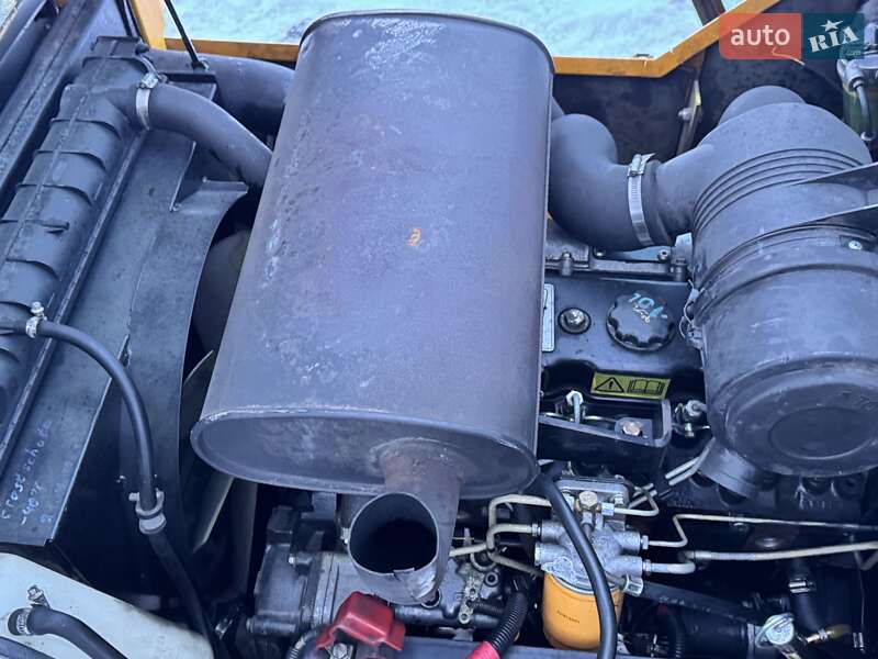 Вилочный погрузчик JCB 926 2002 в Житомире