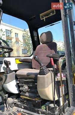 Колесный экскаватор JCB JS 130 2005 в 
