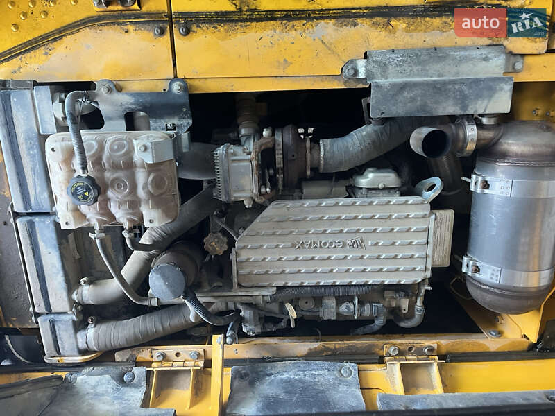 Гусеничний екскаватор JCB JS 130 2018 в Косові