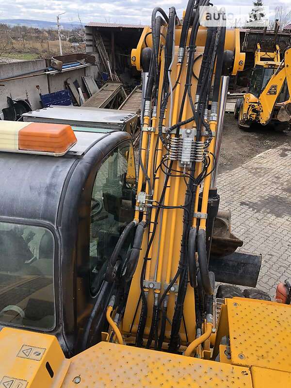Колісний екскаватор JCB JS 145 2011 в Калуші