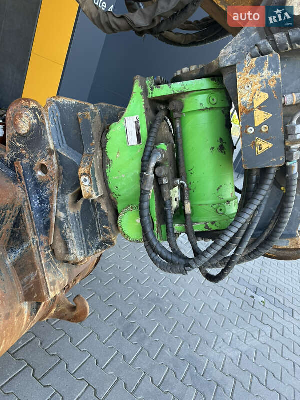 Колесный экскаватор JCB JS 145 2011 в Львове