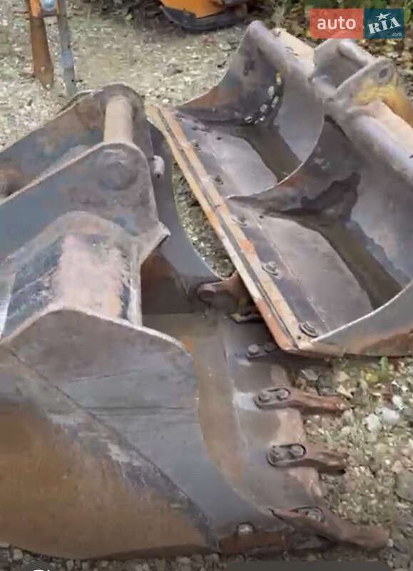 Гусеничный экскаватор JCB JS 145 2012 в Косове фото 12 Гусеничный экскаватор JCB JS 145 2012 в Косове