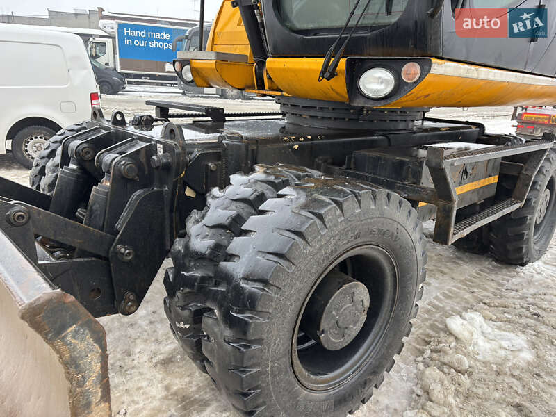 Колесный экскаватор JCB JS 145 2011 в Львове