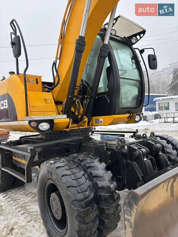 Колесный экскаватор JCB JS 145 2011 в Львове