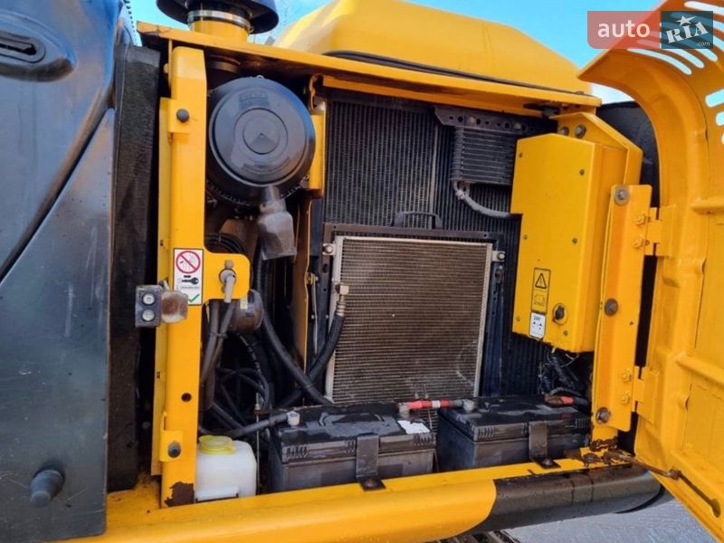 Гусеничный экскаватор JCB JS 145 2015 в Одессе