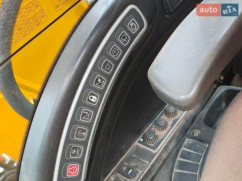 Гусеничный экскаватор JCB JS 145 2012 в Львове