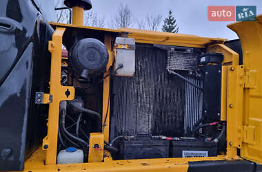 Гусеничный экскаватор JCB JS 160 2013 в 
