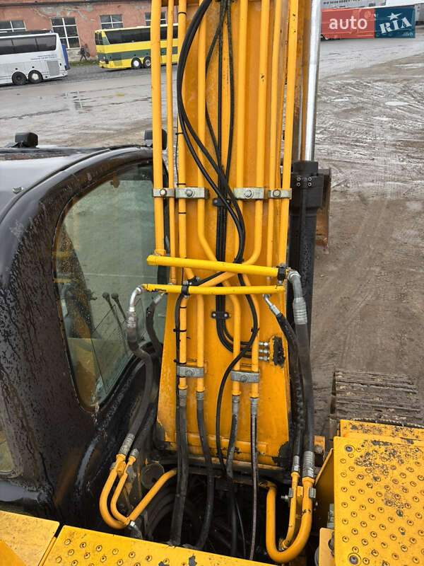 Гусеничный экскаватор JCB JS 160 2011 в Львове