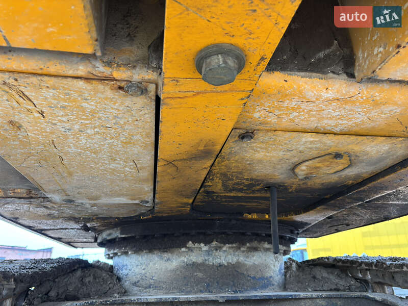 Гусеничный экскаватор JCB JS 160 2011 в Львове
