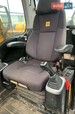 Гусеничный экскаватор JCB JS 160 2016 в 