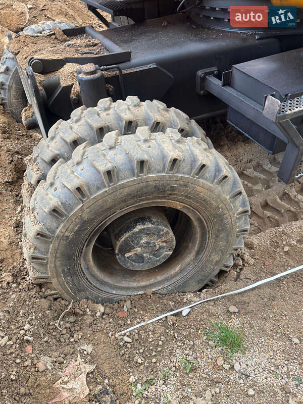 Колесный экскаватор JCB JS 160 2010 в Львове фото 16 Колесный экскаватор JCB JS 160 2010 в Львове