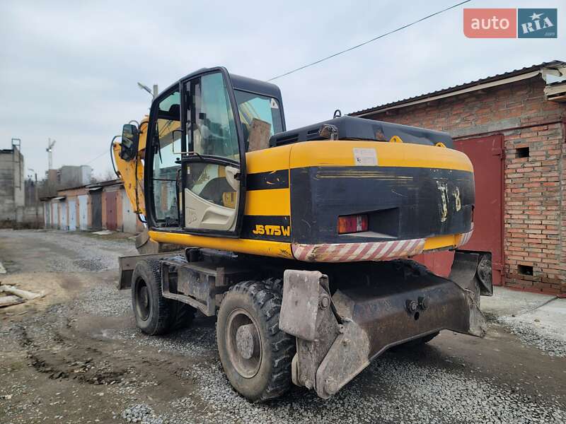 Колесный экскаватор JCB JS 175 2002 в Виннице