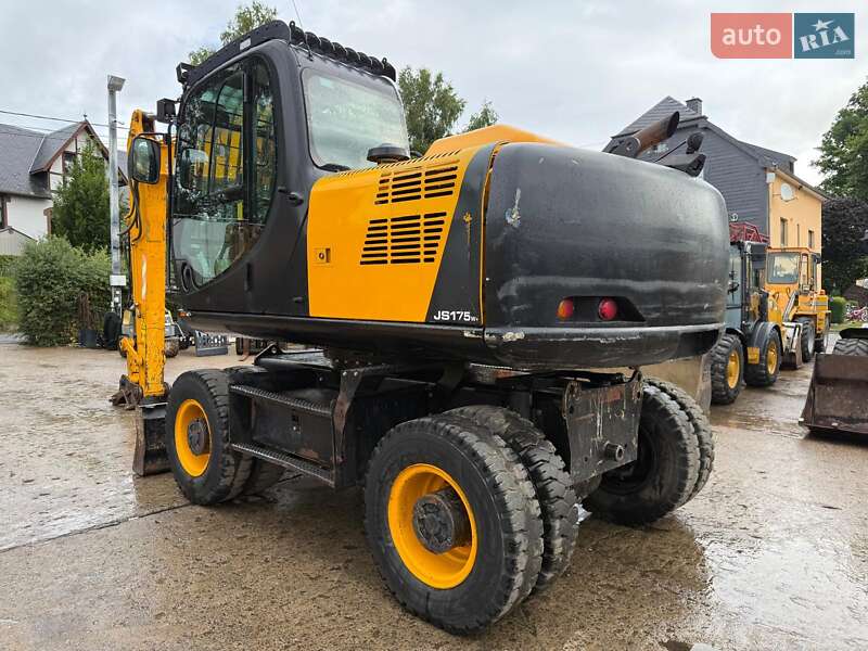 Колесный экскаватор JCB JS 175 2016 в Киеве